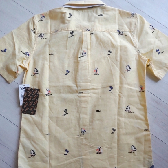 VANS NEW boys Houser Button Down Short Sleeve Shirt - Picture 3 of 12